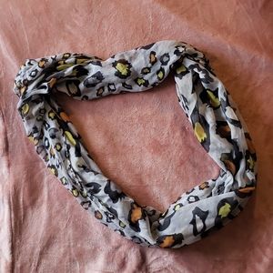 Infinity scarf